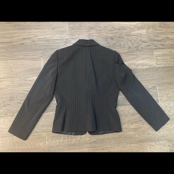 Antonio Melani pin striped blazer size 8 - Picture 3 of 5